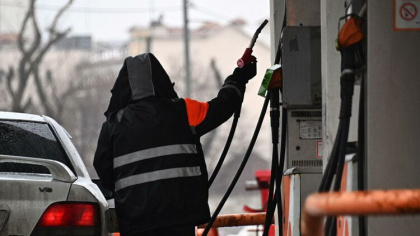 В 2023 году топливо в РФ обещают удержать в «берегах» инфляции